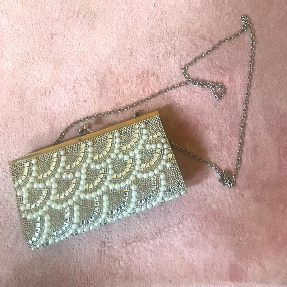 Occasion clutch